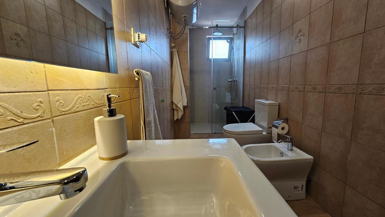 Central Apartment 티라나 외부 사진
